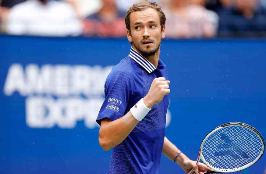Daniil Medvedev gave a 19-year-old a 5-minute timeout during his US Open win over Novak Djokovic