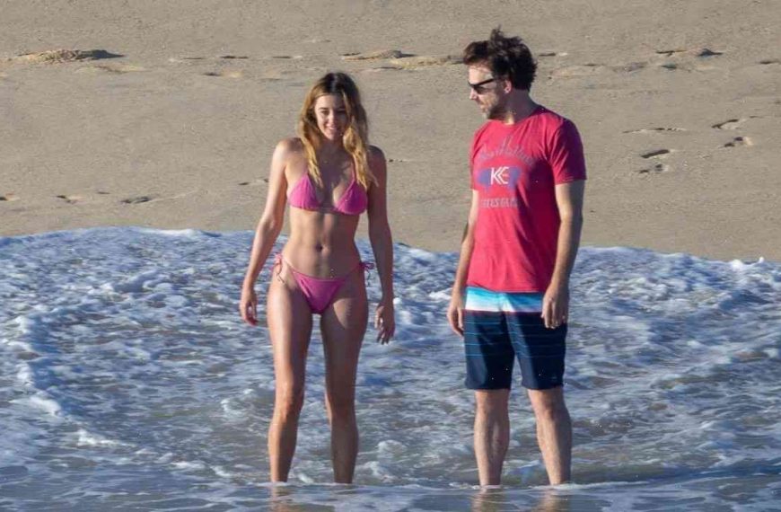 Jason Sudeikis and Keeley Hazell: Photos and first sign of a romance