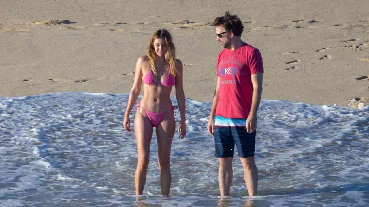 Jason Sudeikis and Keeley Hazell: Photos and first sign of a romance